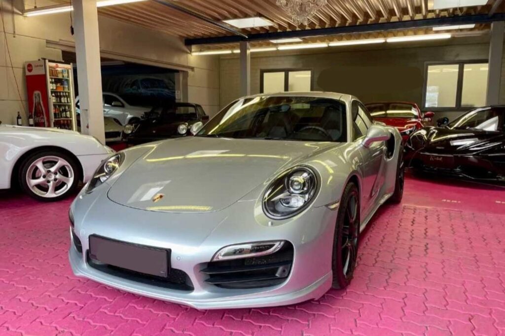 PORSCHE 991 911 type Turbo 520 3.8 - Pack Chrono - PTV+ - Première Main ! dans le Haut-Rhin