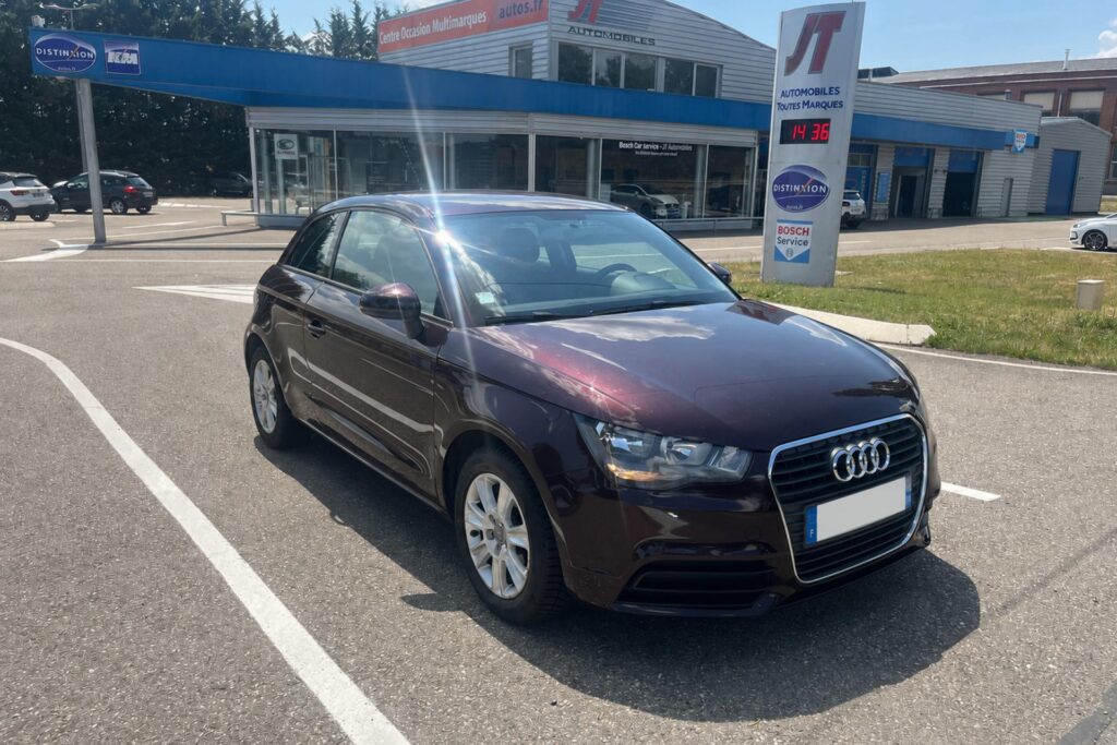 AUDI A1 1.6 TDI DPF - 90 - BV S-Tronic  BERLINE Ambiente dans le Haut-Rhin