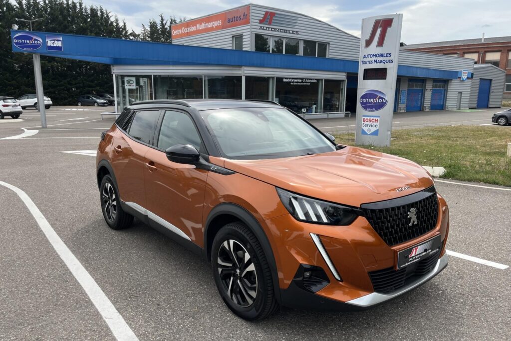 PEUGEOT 2008 1.2i PureTech 12V S&S - 130  II  GT dans le Haut-Rhin