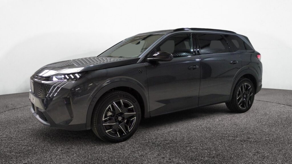 PEUGEOT 5008 HYBRID 145 BVA E-DCS6 7PL GT dans le haut-rhin