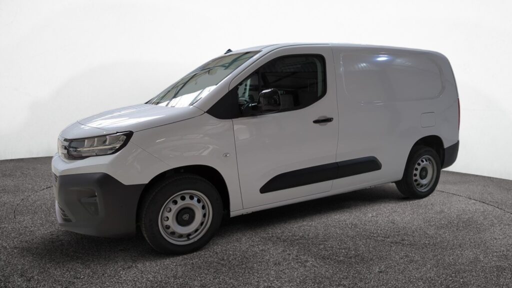 PEUGEOT PARTNER FOURGON XL DIESEL 130 CH AUTOMATIQUE 3PL SUREQUIPE dans le haut-rhin